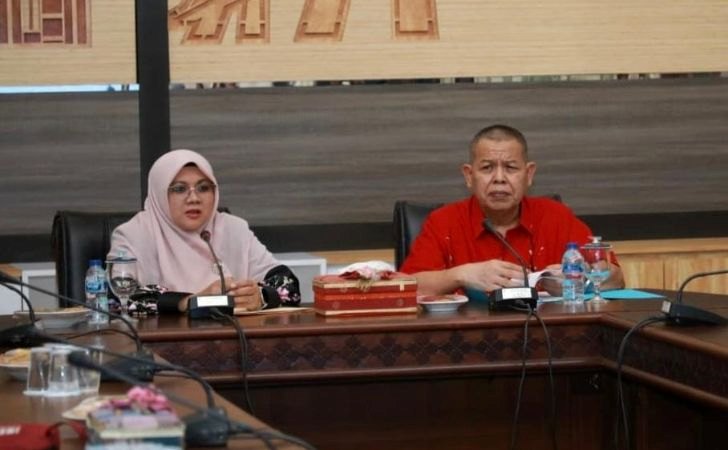 Krisis-Air-Bungaraya-Saat-Kemarau-Bupati-Siak-Soroti-Kanal-Perusahaan.jpg