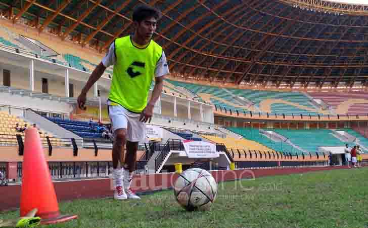 Latihan-Pemain-PSPS-Riau.jpg