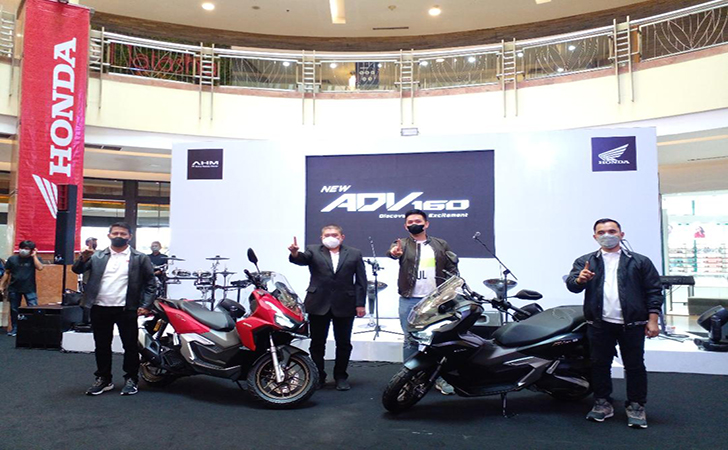 Launching-New-Honda-ADV.jpg