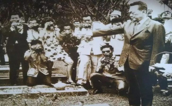Lee-Kuan-Yew-makam-Usman-Harun.jpg