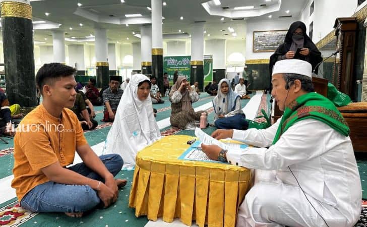 Liani-jadi-mualaf-di-annur.jpg