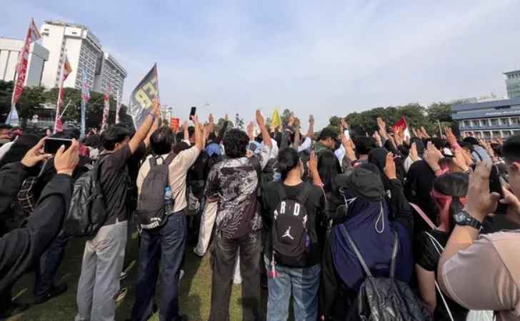 Lima-Tuntutan-Massa-Aksi-di-Tugu-Tani-Soroti-Persoalan-Lingkungan-hingga-Korupsi.jpg