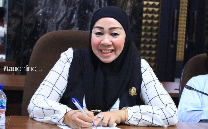Lindawati-dprd-pekanbaru.jpg