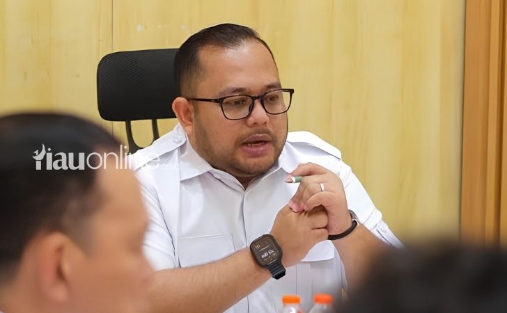 MBG-Disalahkan-atas-Turunnya-PAD-Riau-Kader-Gerindra-Ramai-Ramai-Kritik-SF-Hariyanto.jpg