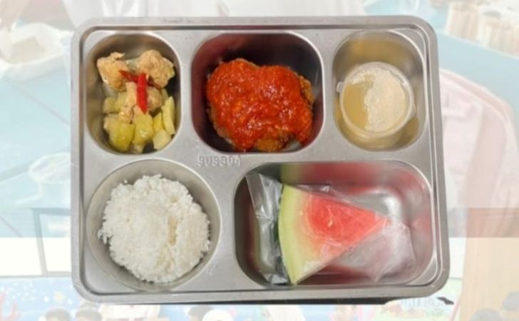 MBG-Tak-Diantar-200-Murid-SD-di-Siak-Menahan-Lapar-Hingga-Pulang.jpg