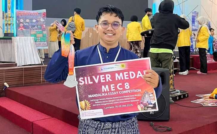 Mahasiswa-UIN-Suska-Raih-Silver-Medal-Nasional-Lewat-Gagasan-Kurikulum-Berbasis-AI.jpg