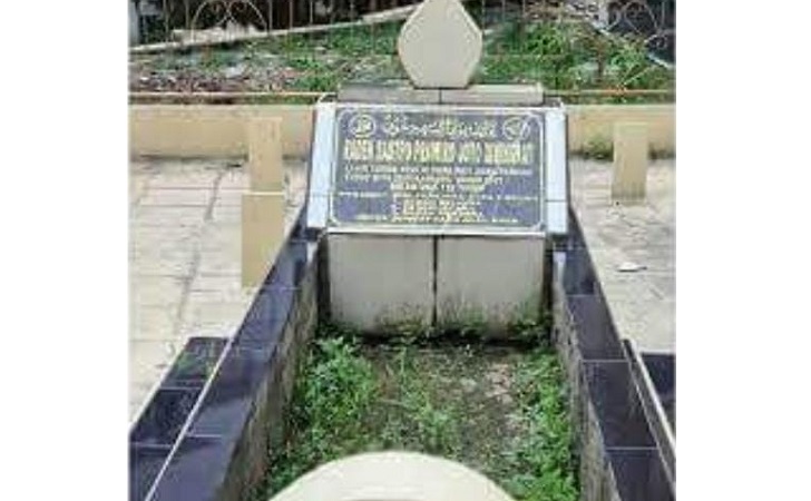 Makam-Pak-Nyamuk.jpg