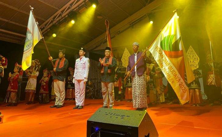 Malam-Puncak-PSB-2025-Jadi-Momen-Kebersamaan-dan-Apresiasi-Budaya.jpg