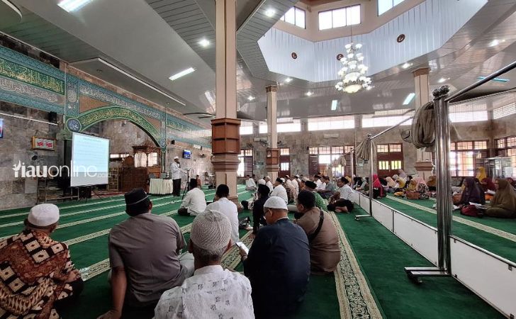 Manasik-haji-di-Masjid-pekanbaru.jpg