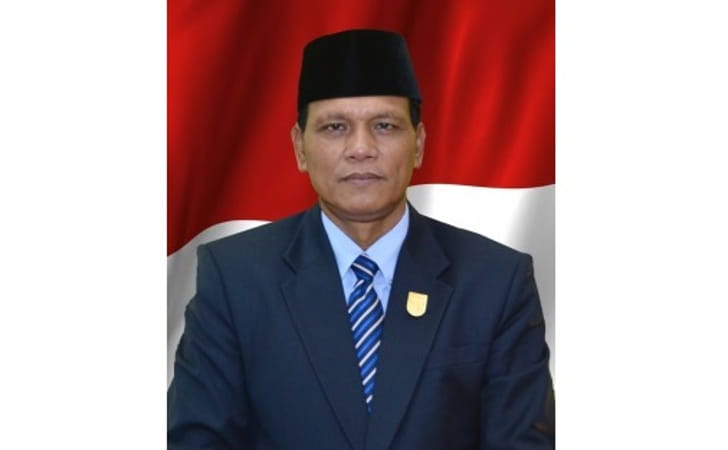 Mantan-Ketua-DPRD-Kuansing-Muslim.jpg