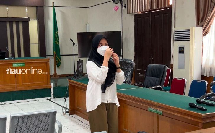 Marisa-putri-usai-sidang-vonis3.jpg