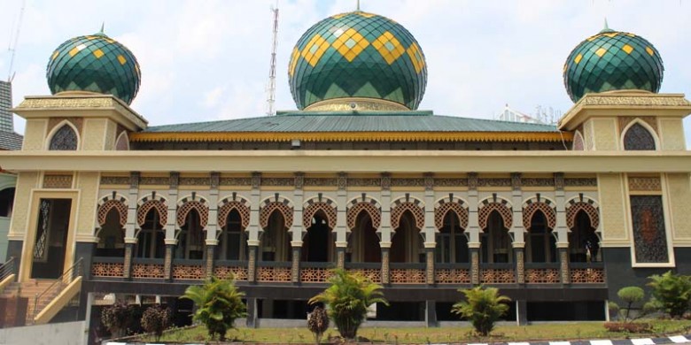 Masjid-Ar-Rahman-Pekanbaru.jpg