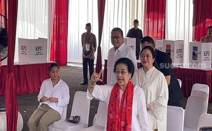 Megawati-Soekarnoputri16.jpg