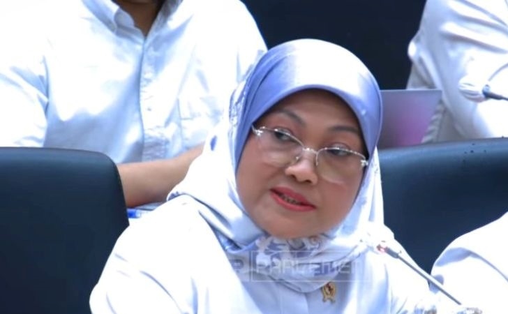 Menteri-Ketenagakerjaan-Menaker-Ida-Fauziyah.jpg