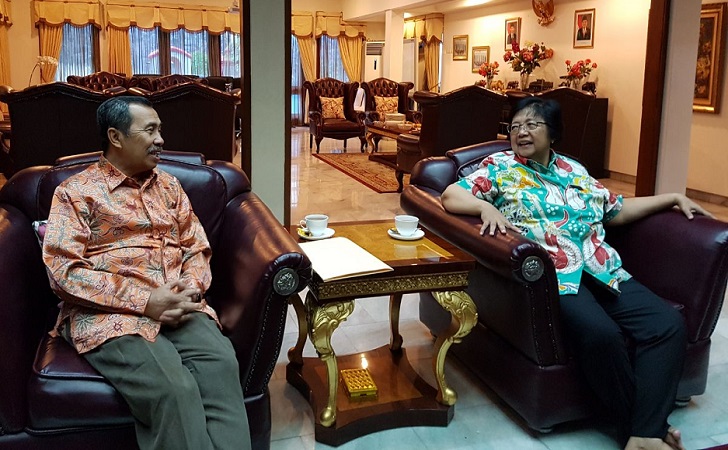 Menteri-LHK-dan-Bupati-Siak.jpg