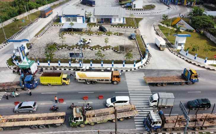 Miris-Sopir-Truk-di-Pekanbaru-Ditilang-karena-SIM-Ditahan-Perusahaan.jpg