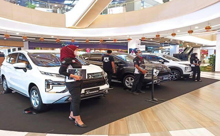 Mitsubishi-Motors-Supermarket-Exhibition.jpg