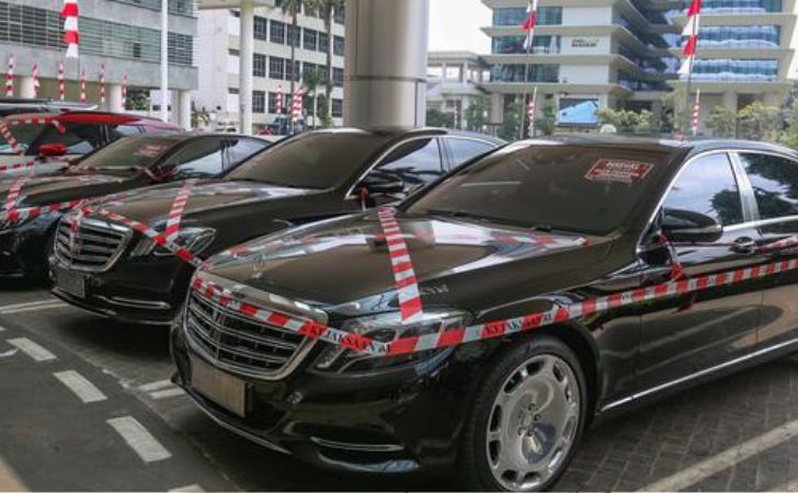 Mobil-mewah-hasil-korupsi.jpg
