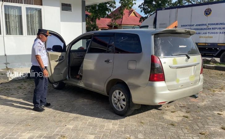 Mobil-travel-ilegal.jpg