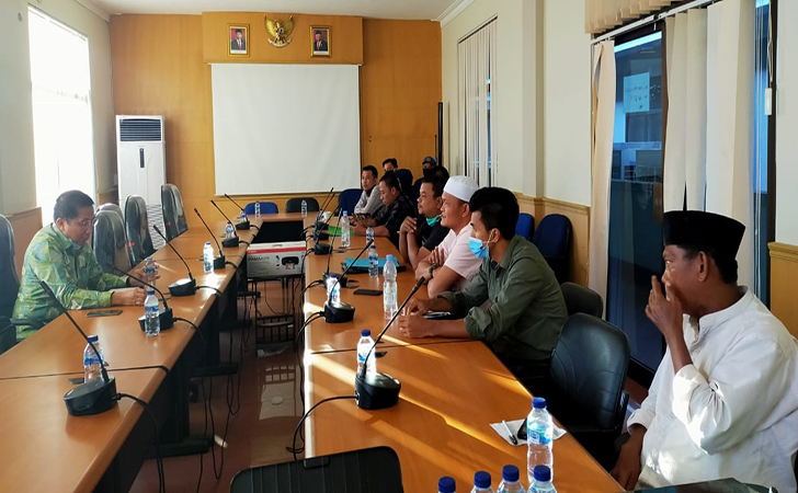 Mosi-tidak-percaya-terhadap-Ketua-Koni.jpg