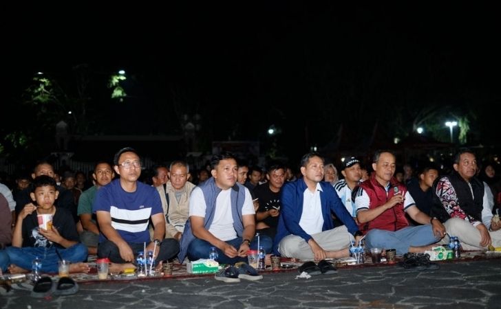 Muh.-Iqbal-nobar-piala-dunia.jpg