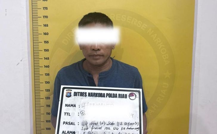 Nyamar-jadi-Pembeli-Polisi-Tangkap-2-Pengedar-Sabu-di-Siak.jpg