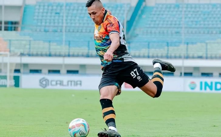 PSPS-Pekanbaru-Bidik-Murod-Tuychibaev-untuk-Perkuat-Lini-Belakang.jpg