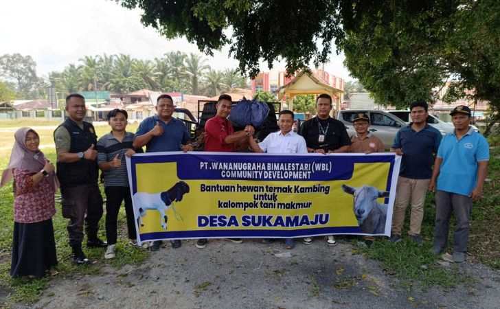 PT-WBL-Serahkan-Bantuan-Hewan-Ternak-bagi-Kelompok-Tani-di-Kuansing.jpg
