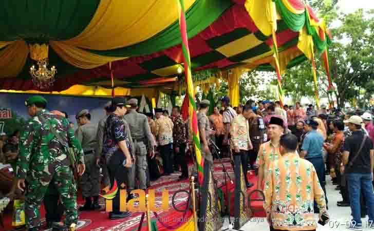 Panggung-Ambruk-saat-Festival-Kelapa.jpg