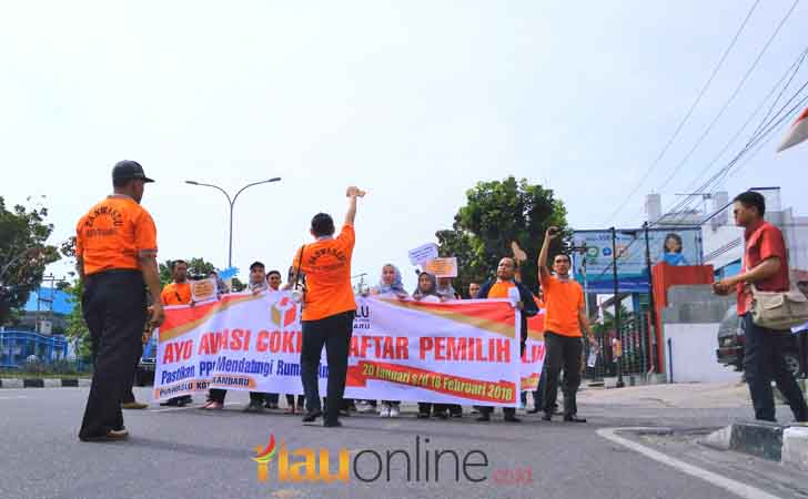 Panwaslu-Pekanbaru-Turun-Gunung.jpg