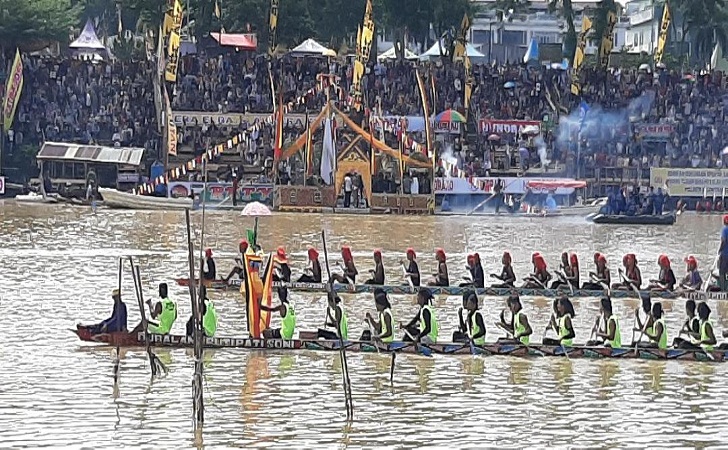 Parade-atau-Kontes-Jalur-kuansing.jpg