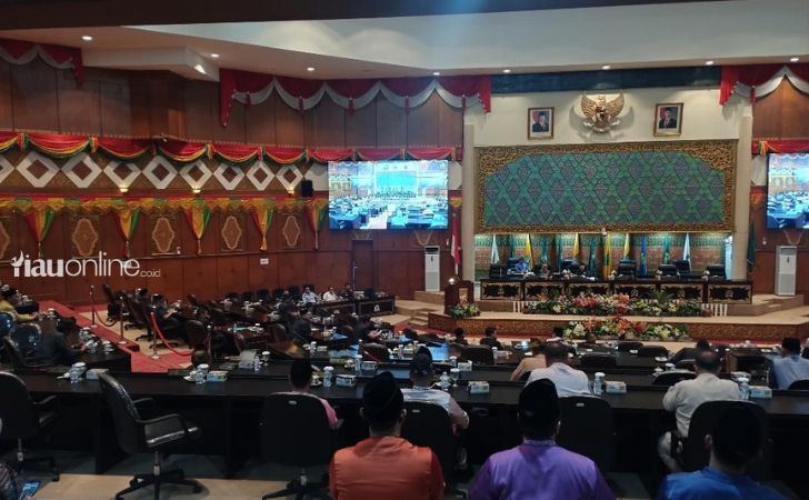 Paripurna-RPJMD-DPRD-Riau.jpg