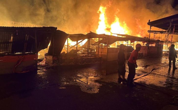 Pasar-rakyat-terbakar2.jpg