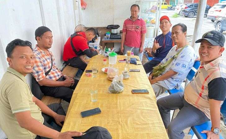Pedagang-Pasar-Sukaramai-Curhat-Soal-ini-ke-Ketua-DPRD-Pekanbaru.jpg