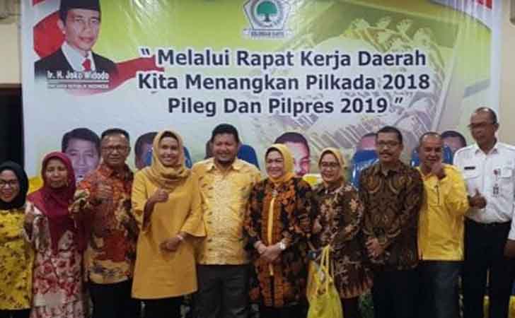 Pejabat-Pemprov-Riau-Hadiri-Rakerda-Golkar.jpg