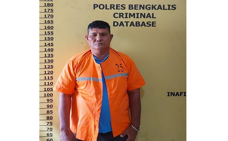 Pelaku-di-Polres-Bengkalis2.jpg