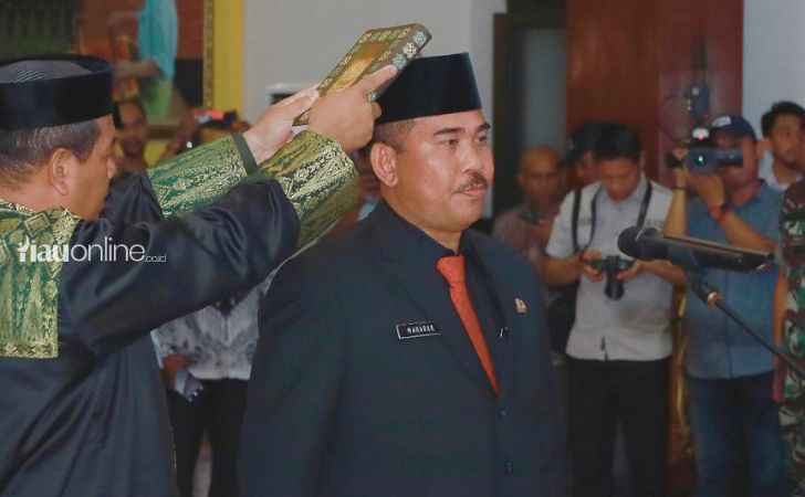 Pelantikan-sekda-siak2.jpg