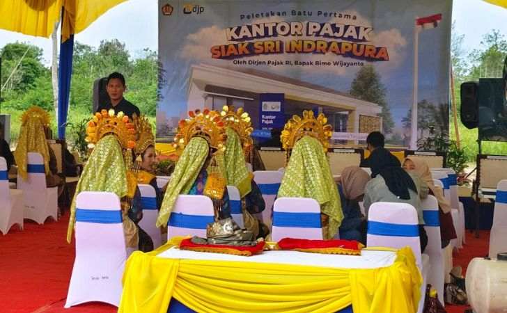 Peletakan-Batu-Pertama-Pembangunan-Kantor-Pajak-Siak-Tak-Undang-Forkopimda.jpg