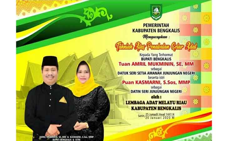 Pemberian-Gelar-Adat-Bupati-Bengkalis.jpg