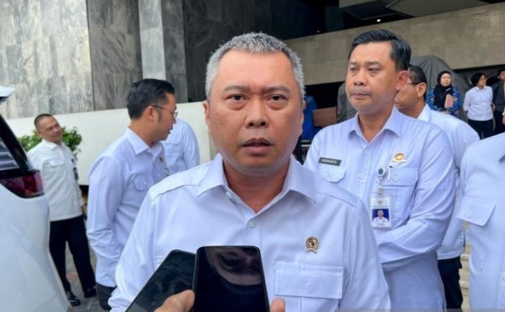 Pemerintah-Percepat-Pembangunan-Jaringan-Kereta-Api-Nasional.jpg