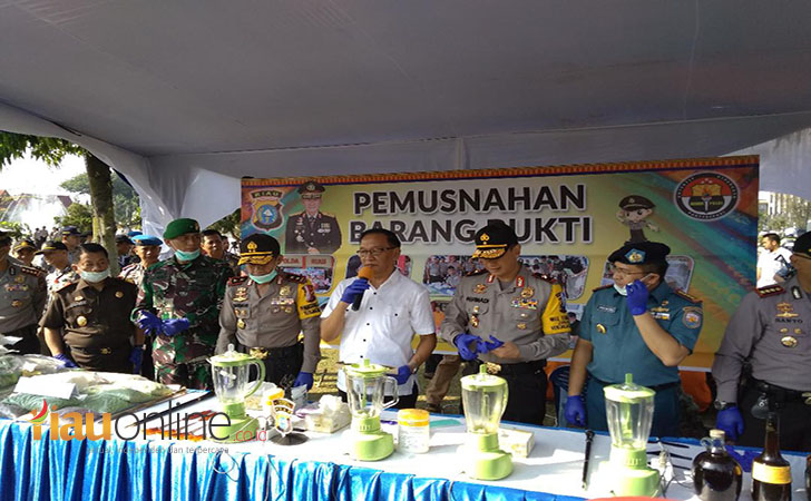 Pemusnahan-Miras-dan-narkoba.jpg