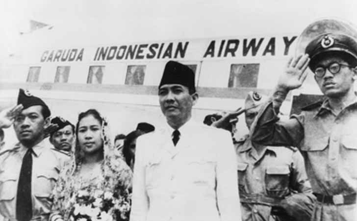 Penerbangan-Perdana-Garuda-Indonesia.jpg