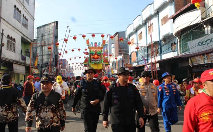 Pengamanan-Festival-Bakar-Tongkang.jpg
