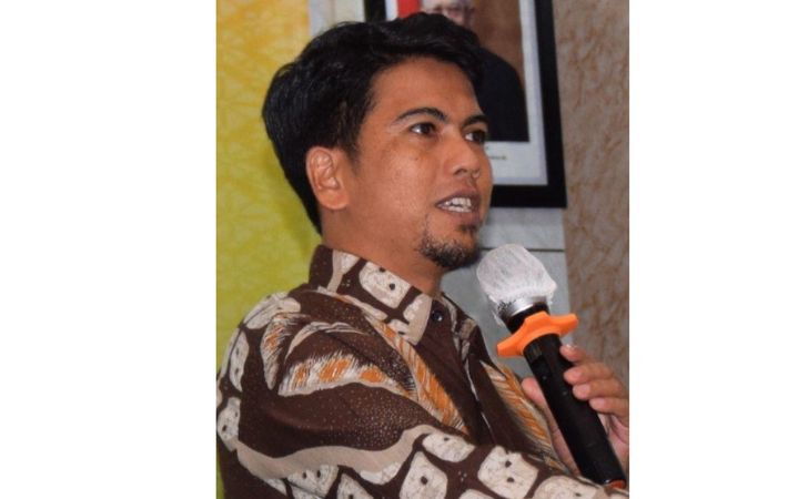 Pengamat-pemerintahan-Zainuddin.jpg