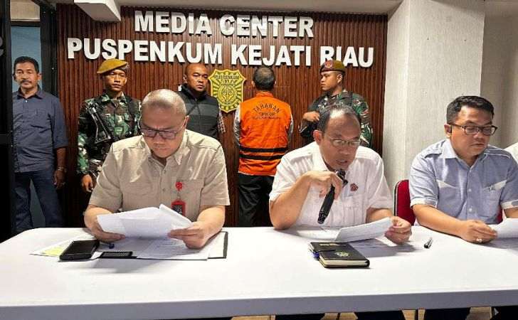 Pengawas-Lapangan-Pelabuhan-Meranti-Terlibat-Rekayasa-Proyek.jpg