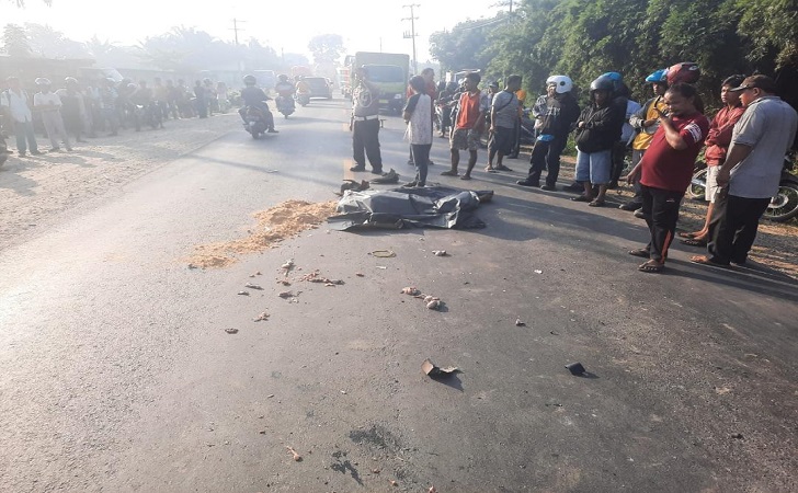 Pengendara-becak-tewas-di-pasir-putih.jpg