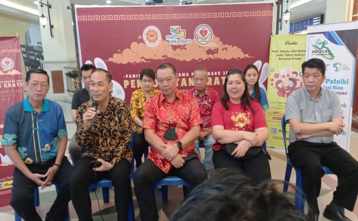 Pengobatan-gratis-di-mal-pekanbaru.jpg