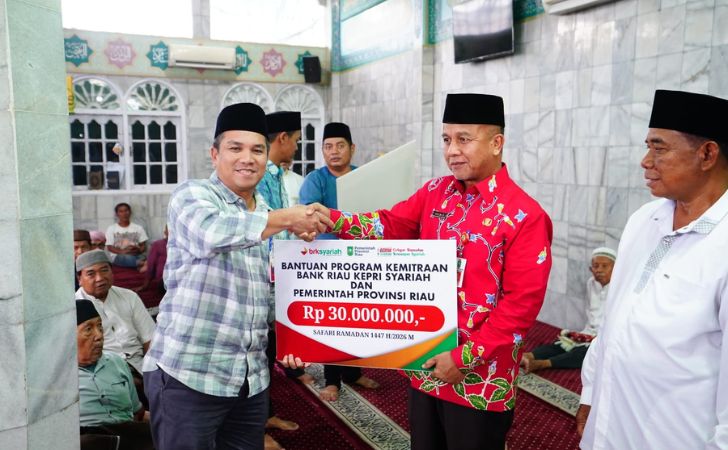Penyaluran-csr-brk-di-pekanbaru.jpg