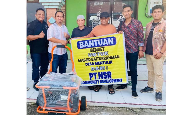 Penyerahan-bantuan-dari-PT-NSR.jpg