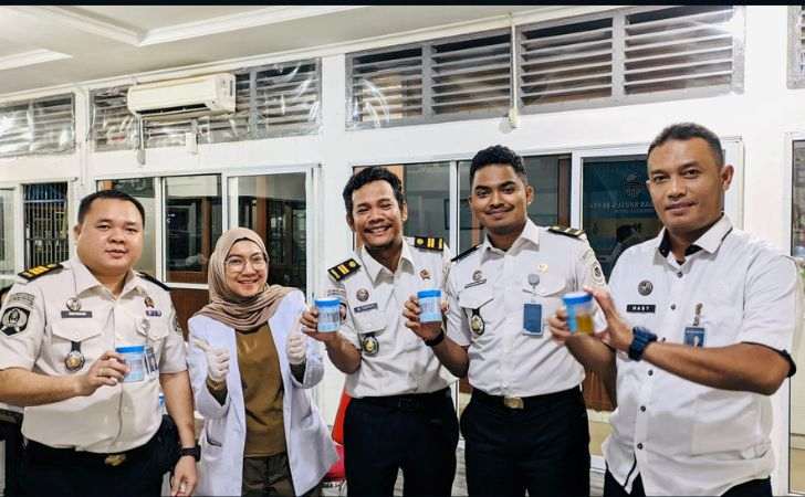 Perangi-Narkoba-Lapas-Pekanbaru-Tes-Urin-Mendadak-kepada-Pegawai-dan-WBP.jpg